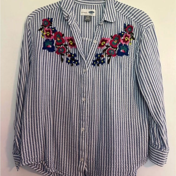 Old Navy Blue and White Striped Shirt size 10 - Picture 1 of 4